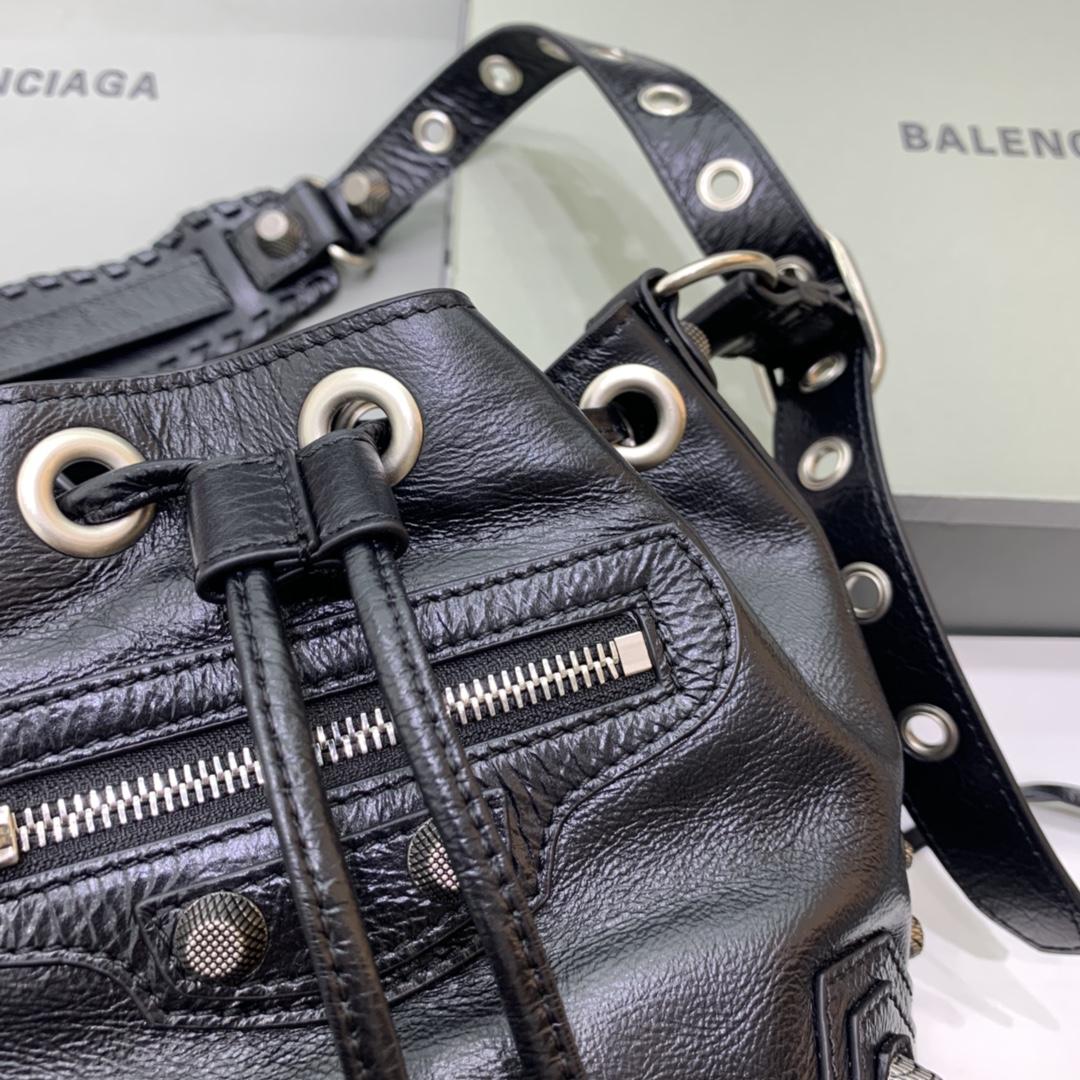 Balenciaga Le Cagole XS Bucket Bag In Black Arena Lambskin, Aged-Silver Hardware(15-19.8-17.8cm) - PerfectKickZ