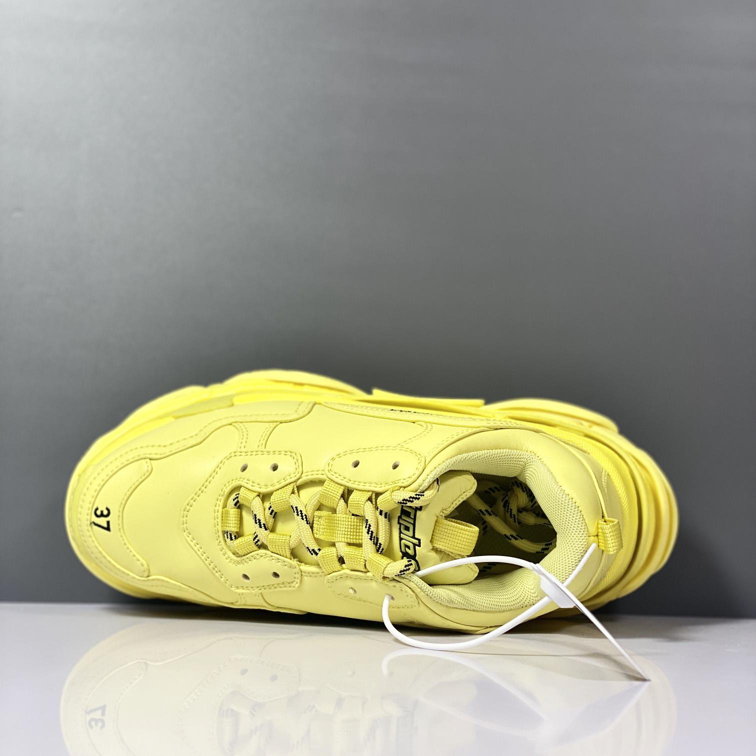 Balenciaga Triple S Sneaker - 