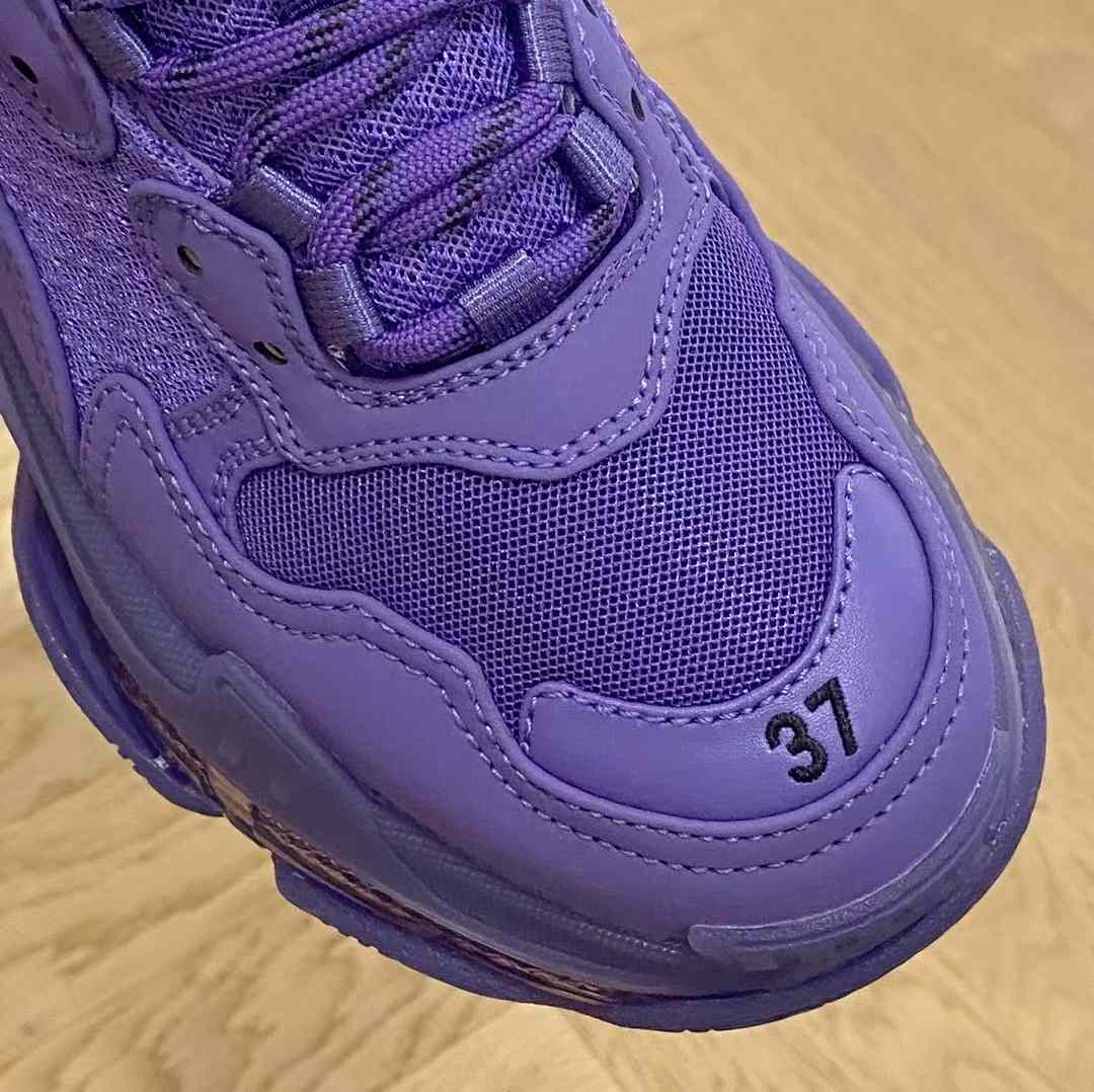 Balenciaga Triple S Sneaker Clear Sole - PerfectKickZ