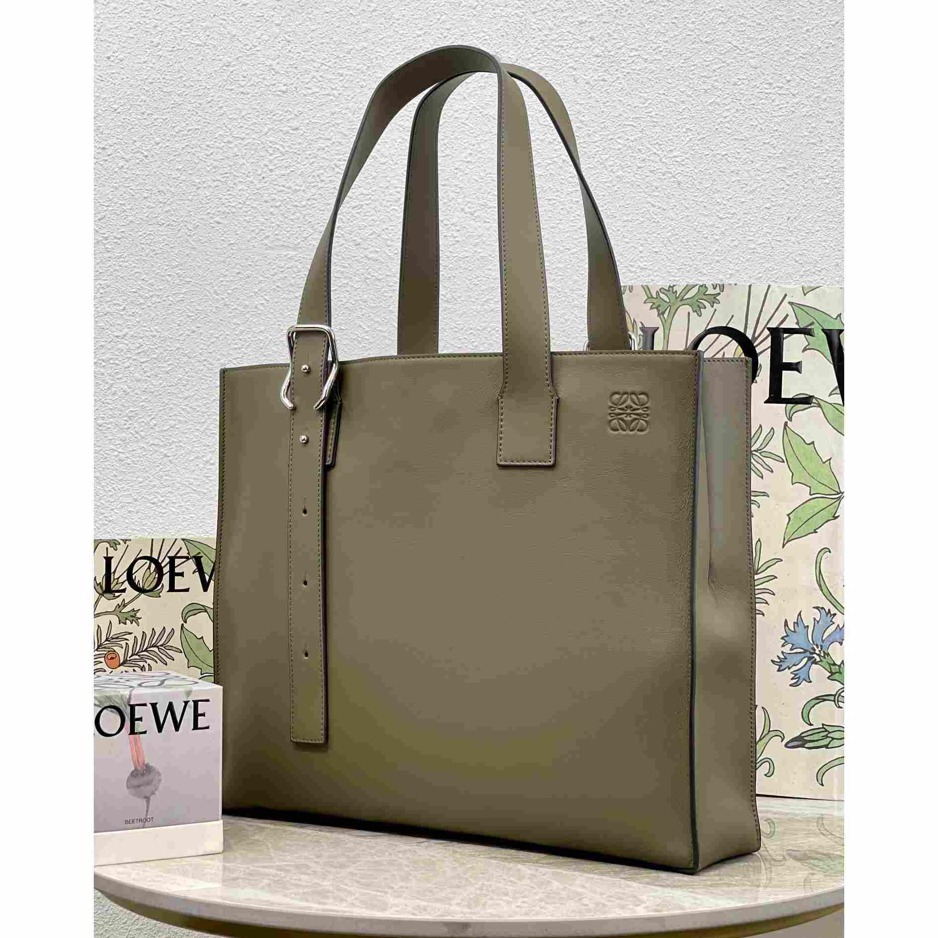 Loewe Buckle Horizontal Tote In Classic Calfskin(38.7-32.9-9.2cm) - PerfectKickZ