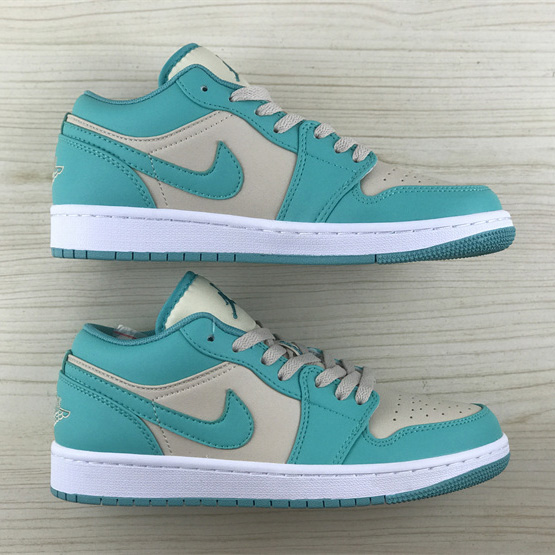 Air Jordan 1 Low Surface Sneaker    DC0774-131 - PerfectKickZ
