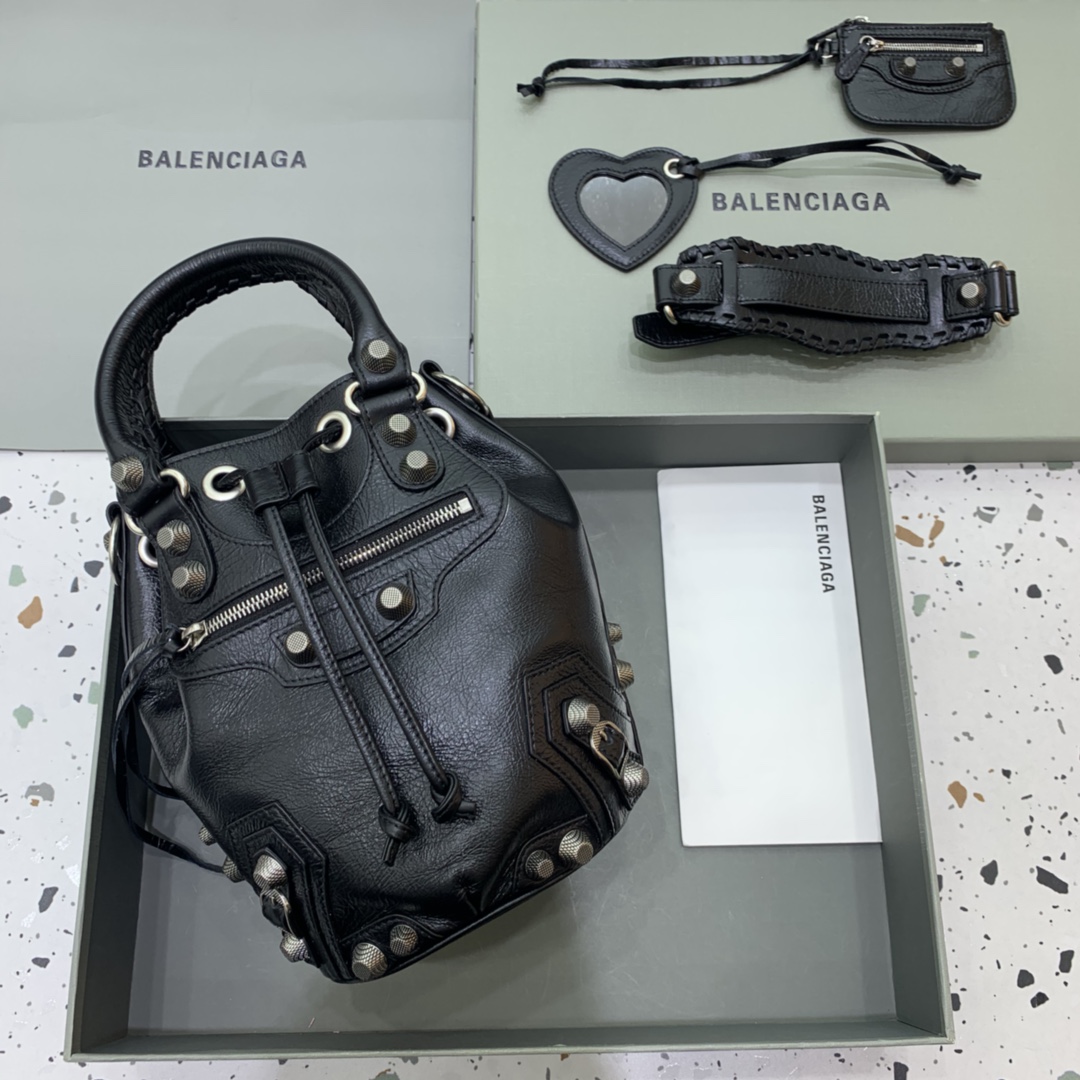 Balenciaga Le Cagole Small Bucket Bag In Black Arena Lambskin, Aged-Silver Hardware(30-22.9-17cm) - PerfectKickZ