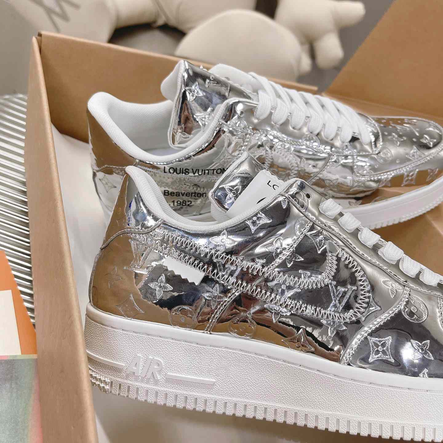 Louis Vuitton x Air Jordan1 Low AJ1 Sneaker - PerfectKickZ