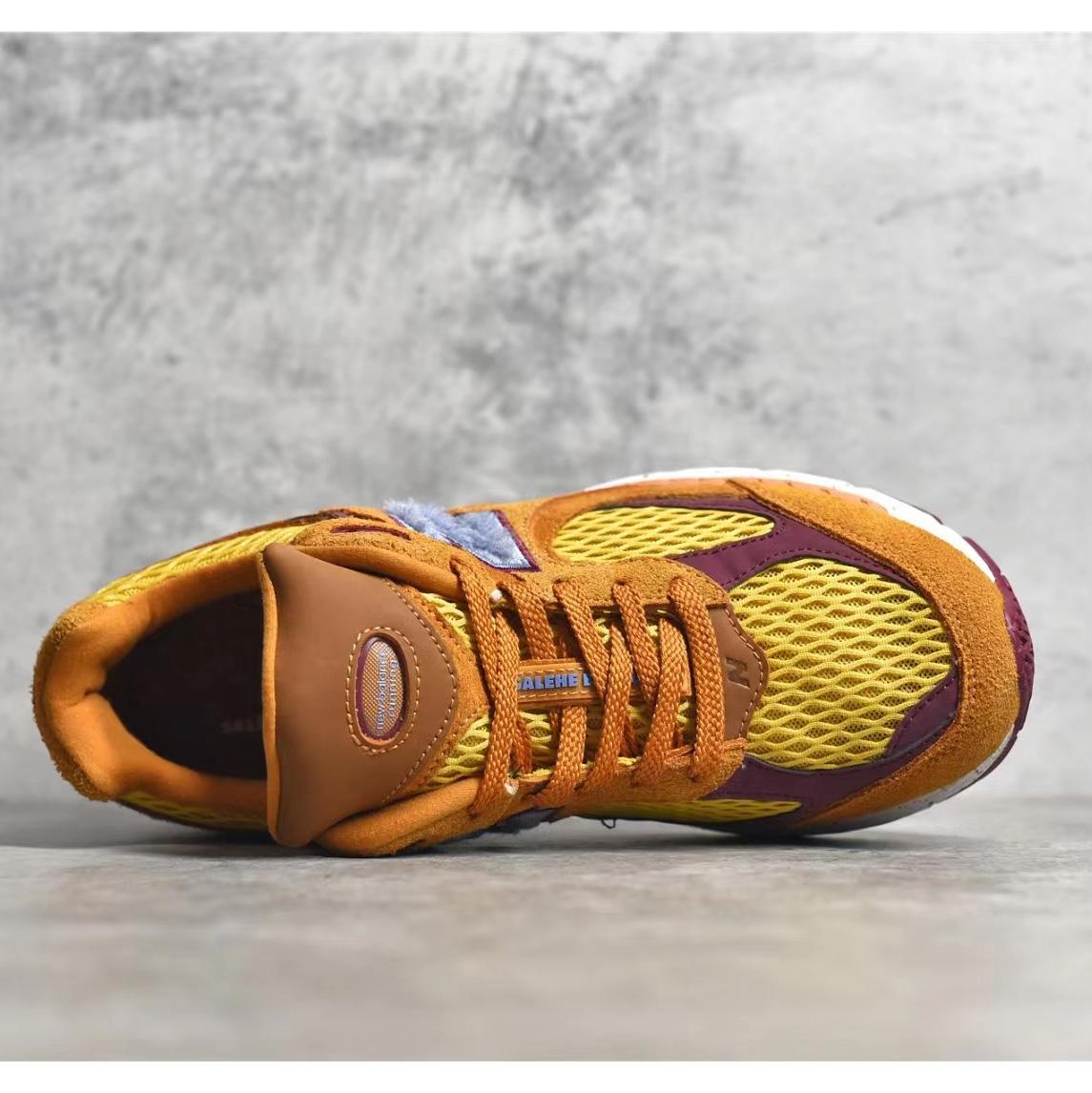 New Balance x SaleheBembury WL2002 Sneakers            - PerfectKickZ