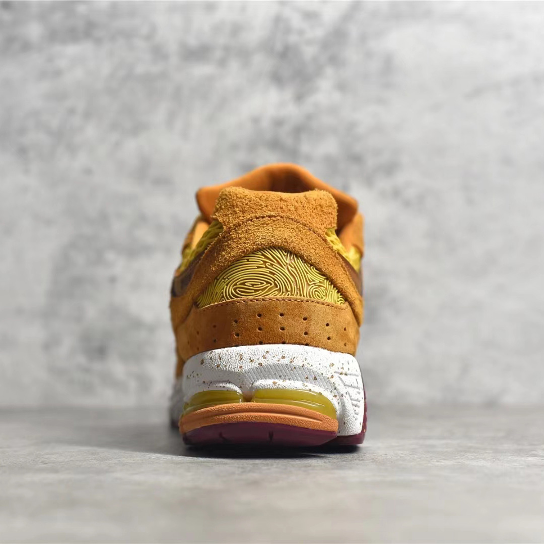 New Balance x SaleheBembury WL2002 Sneakers            - PerfectKickZ
