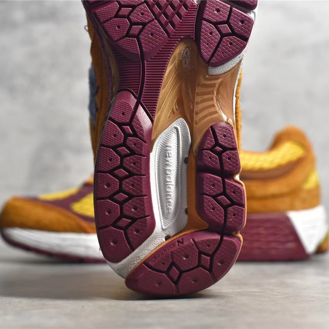 New Balance x SaleheBembury WL2002 Sneakers            - PerfectKickZ