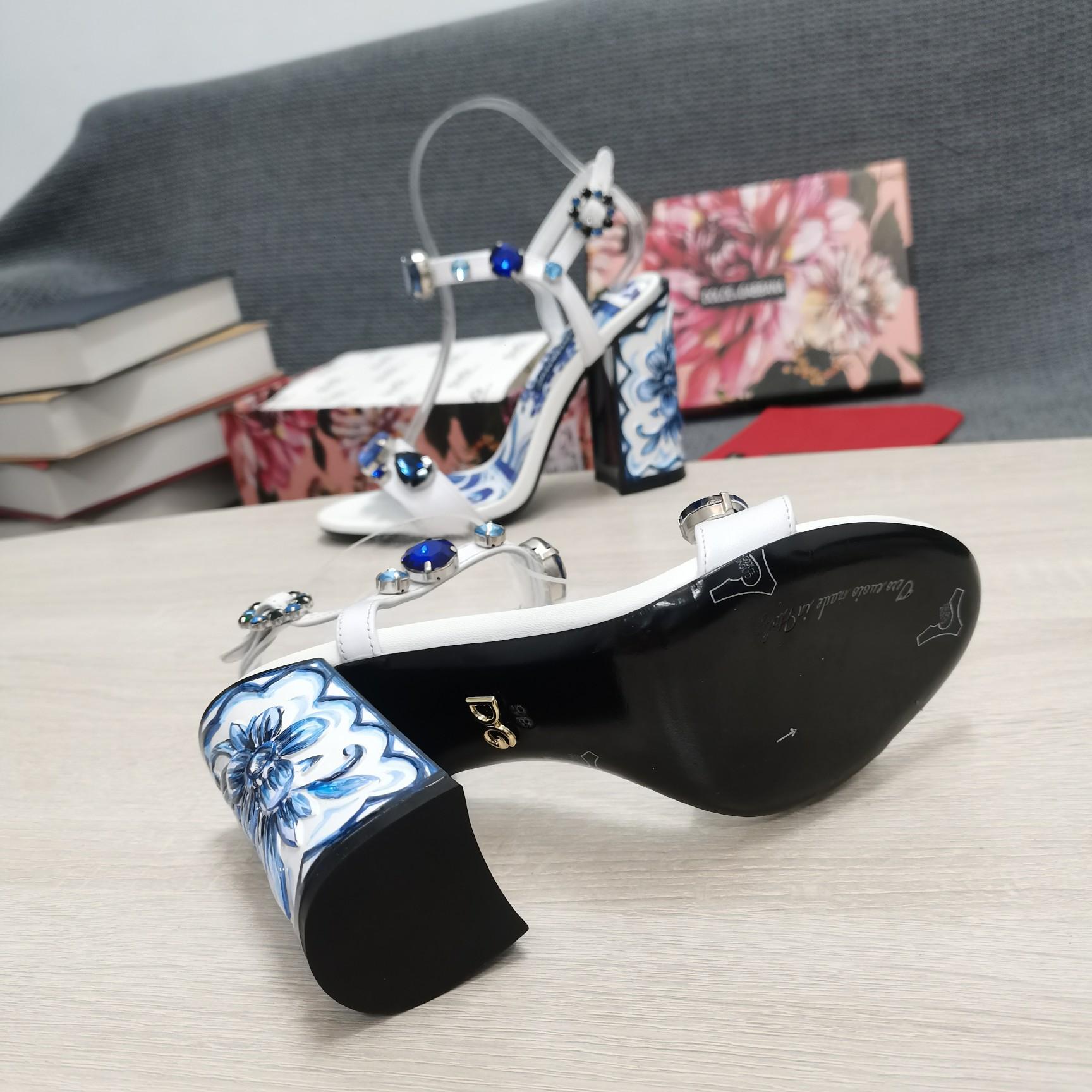 Dolce & Gabbana Patent Leather Sandals With Embroidery And Painted Heel - PerfectKickZ