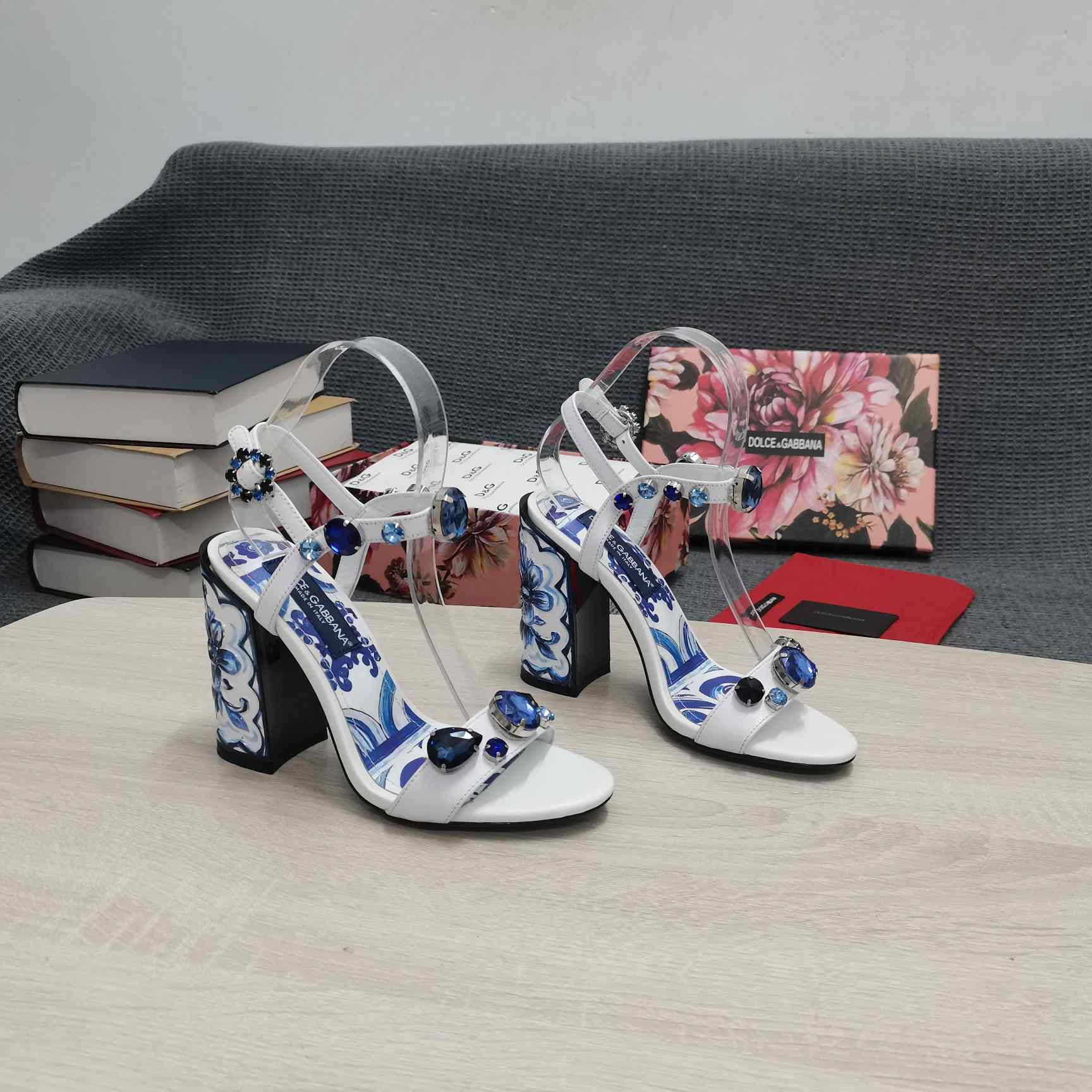 Dolce & Gabbana Patent Leather Sandals With Embroidery And Painted Heel - PerfectKickZ