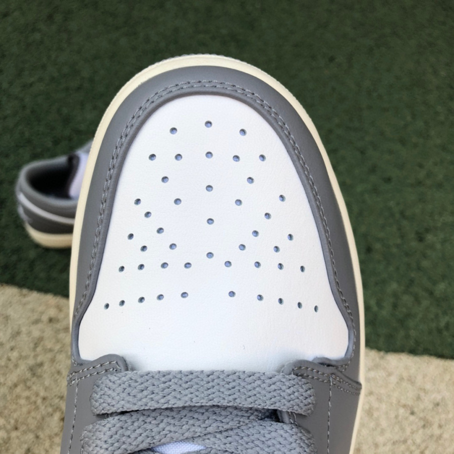Air Jordan 1 Low Shadow Toe AJ1 Sneaker    553558-115 - PerfectKickZ