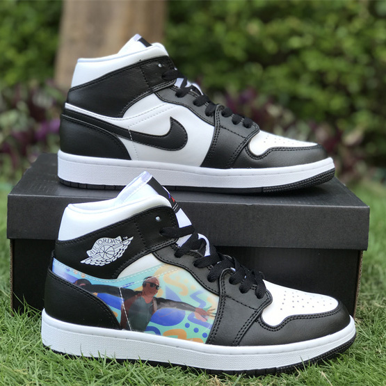 Air Jordan 1 Mid (GS） Sneaker      DR9495-001 - PerfectKickZ