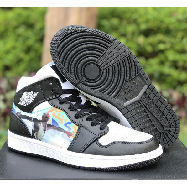 Air Jordan 1 Mid (GS） Sneaker      DR9495-001 - PerfectKickZ