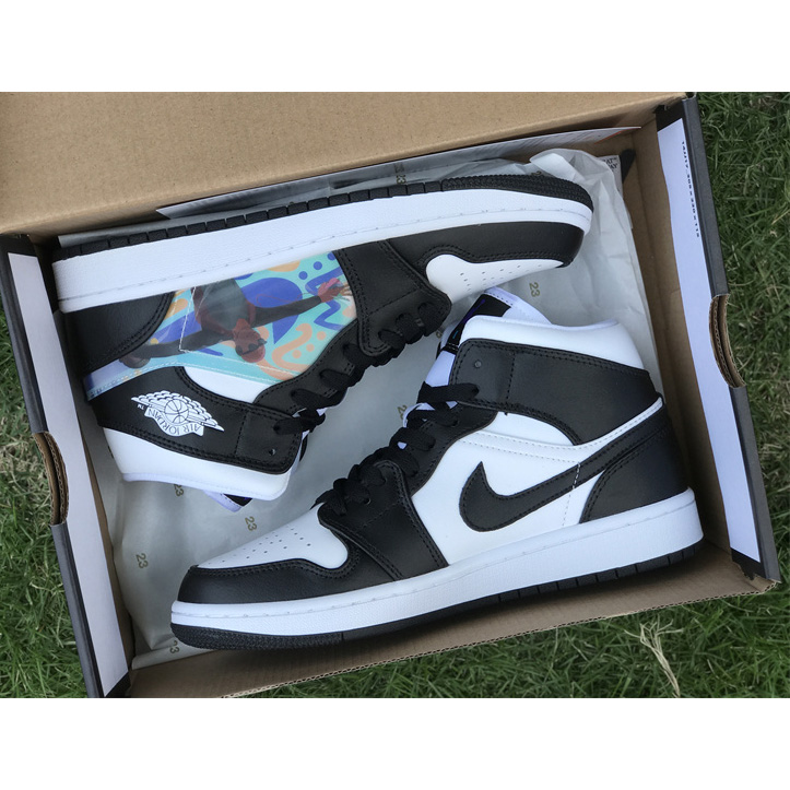 Air Jordan 1 Mid (GS） Sneaker      DR9495-001 - PerfectKickZ