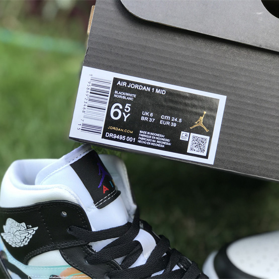 Air Jordan 1 Mid (GS） Sneaker      DR9495-001 - PerfectKickZ