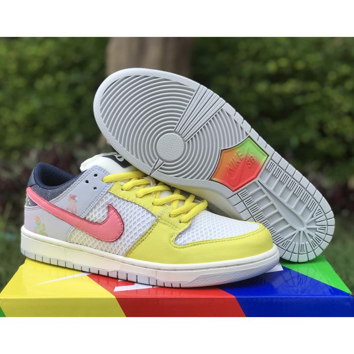 Nike SB Dunk Low Sneaker    DX5933-900 - PerfectKickZ