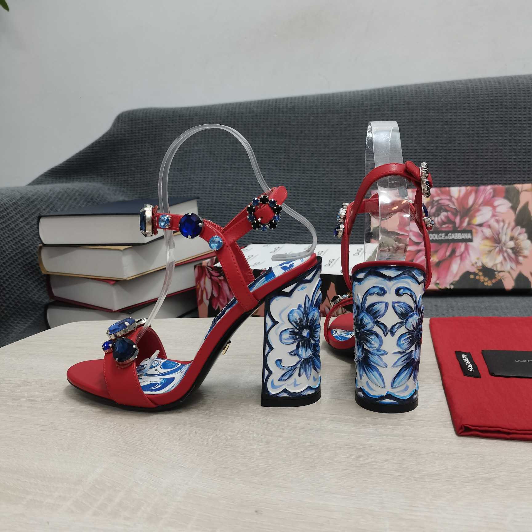Dolce & Gabbana Patent Leather Sandals With Embroidery And Painted Heel - PerfectKickZ