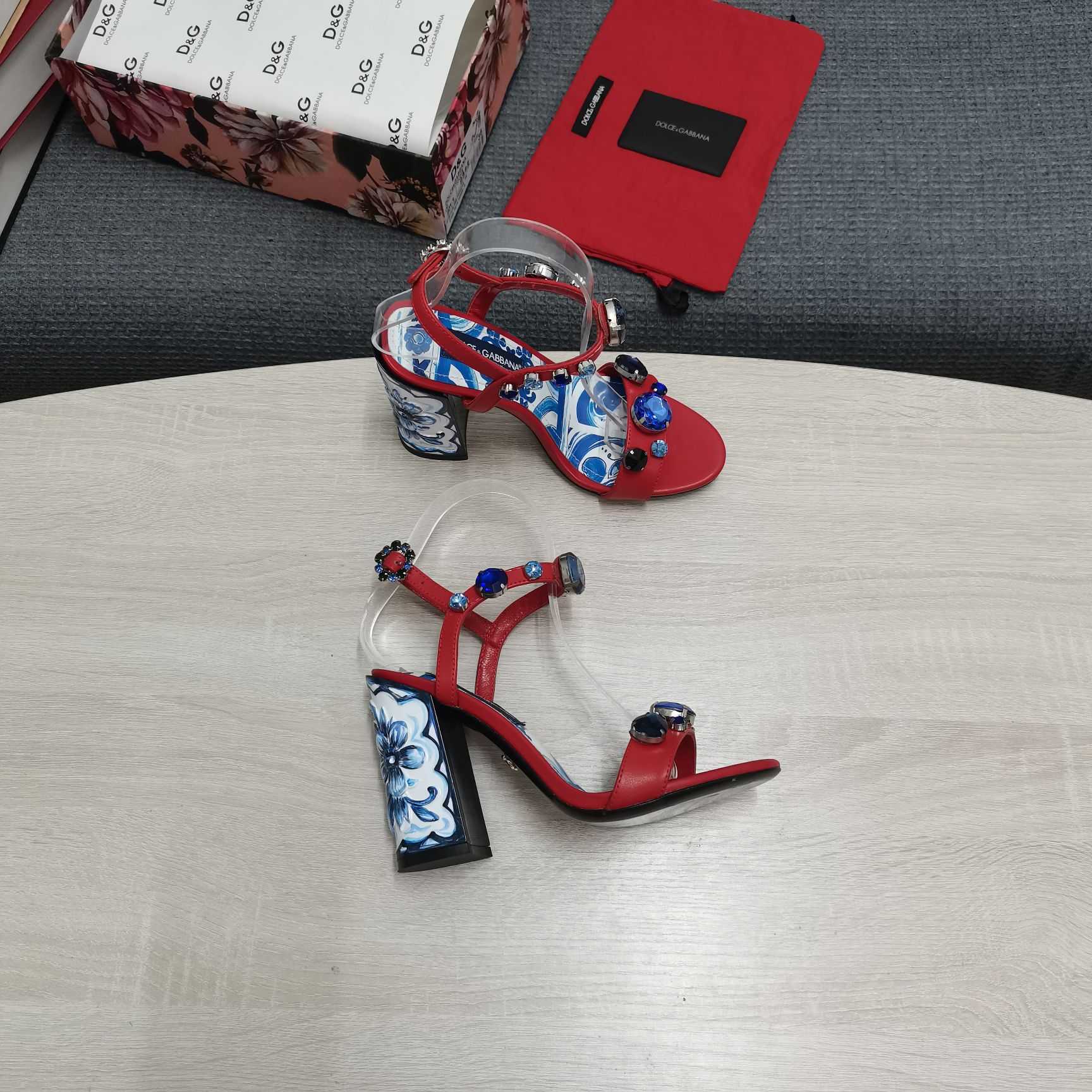 Dolce & Gabbana Patent Leather Sandals With Embroidery And Painted Heel - PerfectKickZ