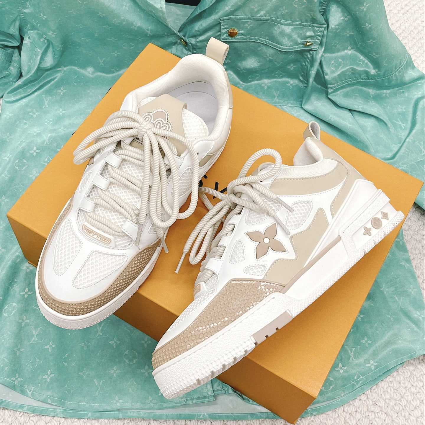 LV Skate Sneaker     - 