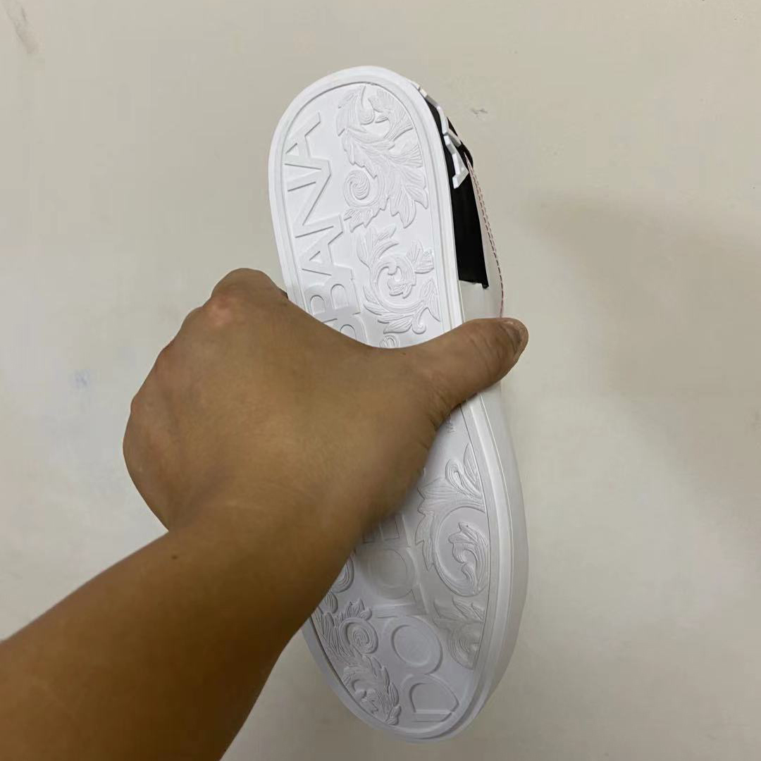 Dolce & Gabbana Calfskin Nappa Portofino Sneakers - PerfectKickZ