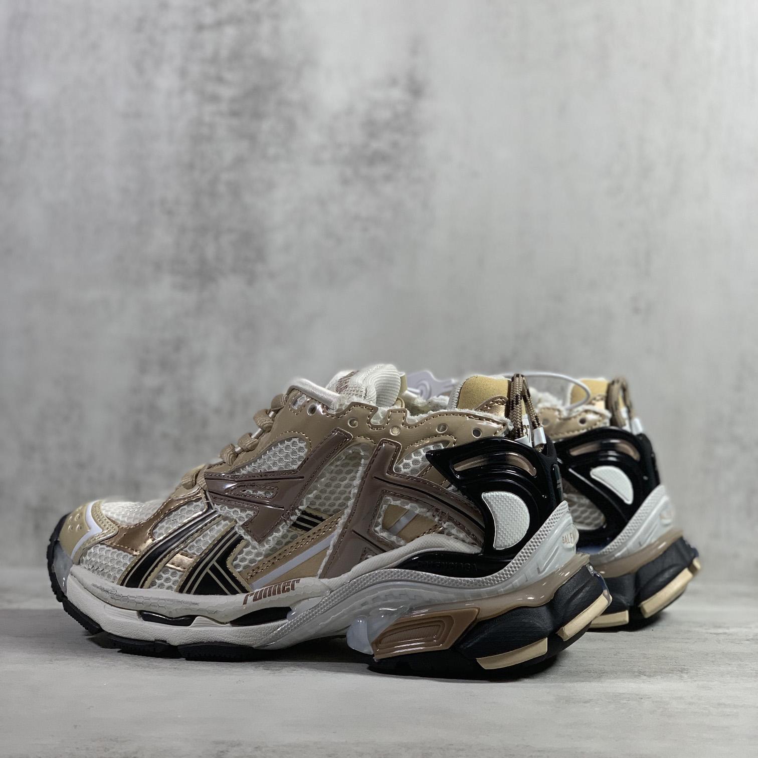 Balenciaga Runner Sneaker In Beige And Black Mesh And Nylon - PerfectKickZ