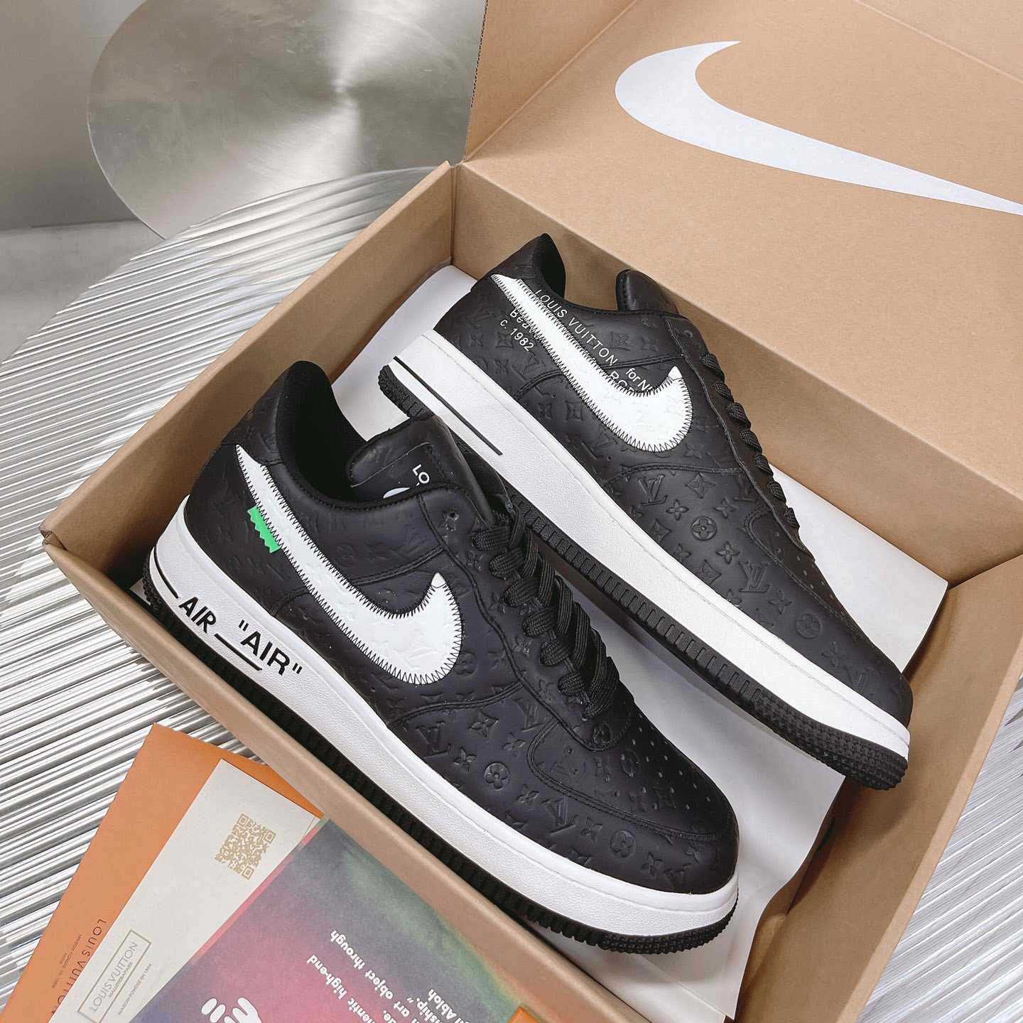Louis Vuitton x Air Jordan1 Low AJ1 Sneaker - PerfectKickZ