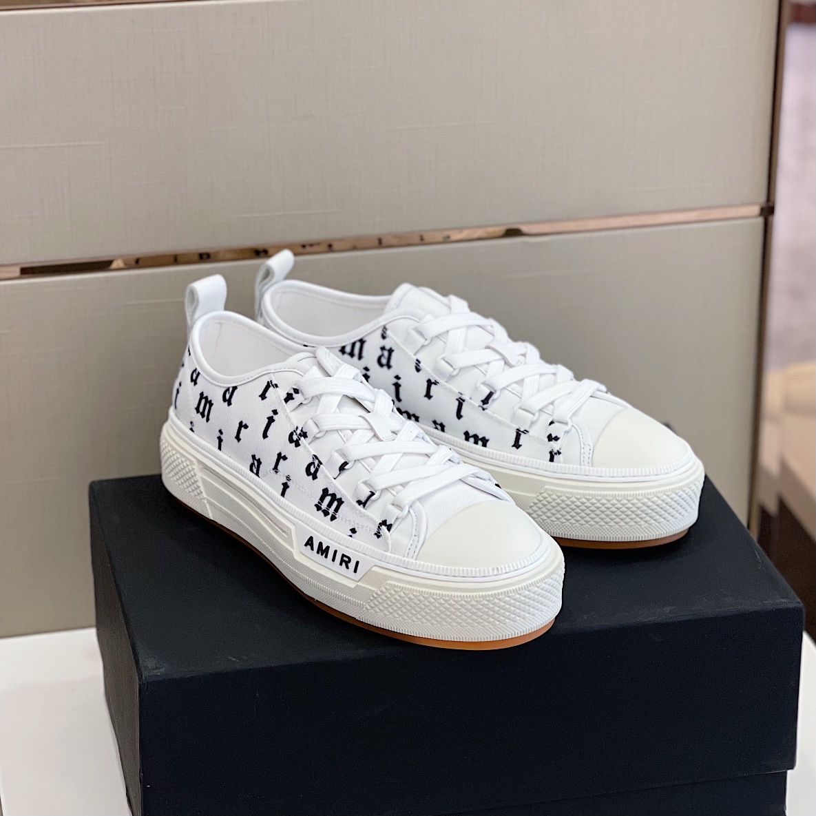 Amiri Male Low Top Sneaker - PerfectKickZ