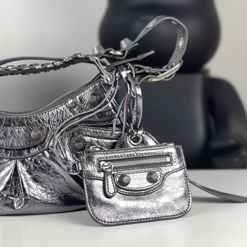 Balenciaga Le Cagole XS Shoulder Bag (26-16-10cm) - PerfectKickZ