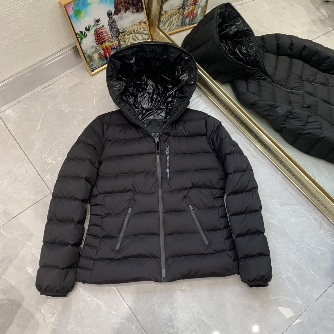 Moncler Herbe Short Down Jacket - PerfectKickZ