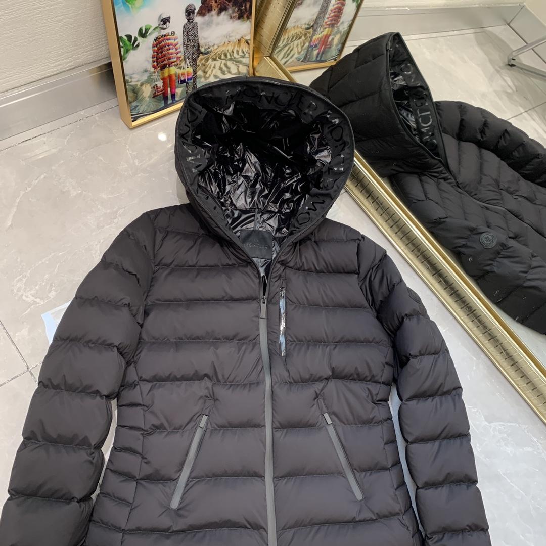 Moncler Herbe Short Down Jacket - PerfectKickZ