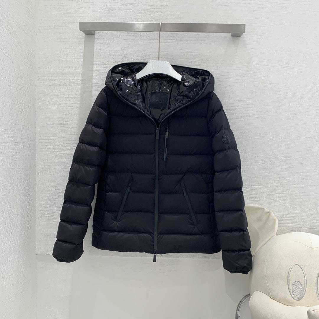 Moncler Herbe Short Down Jacket - PerfectKickZ