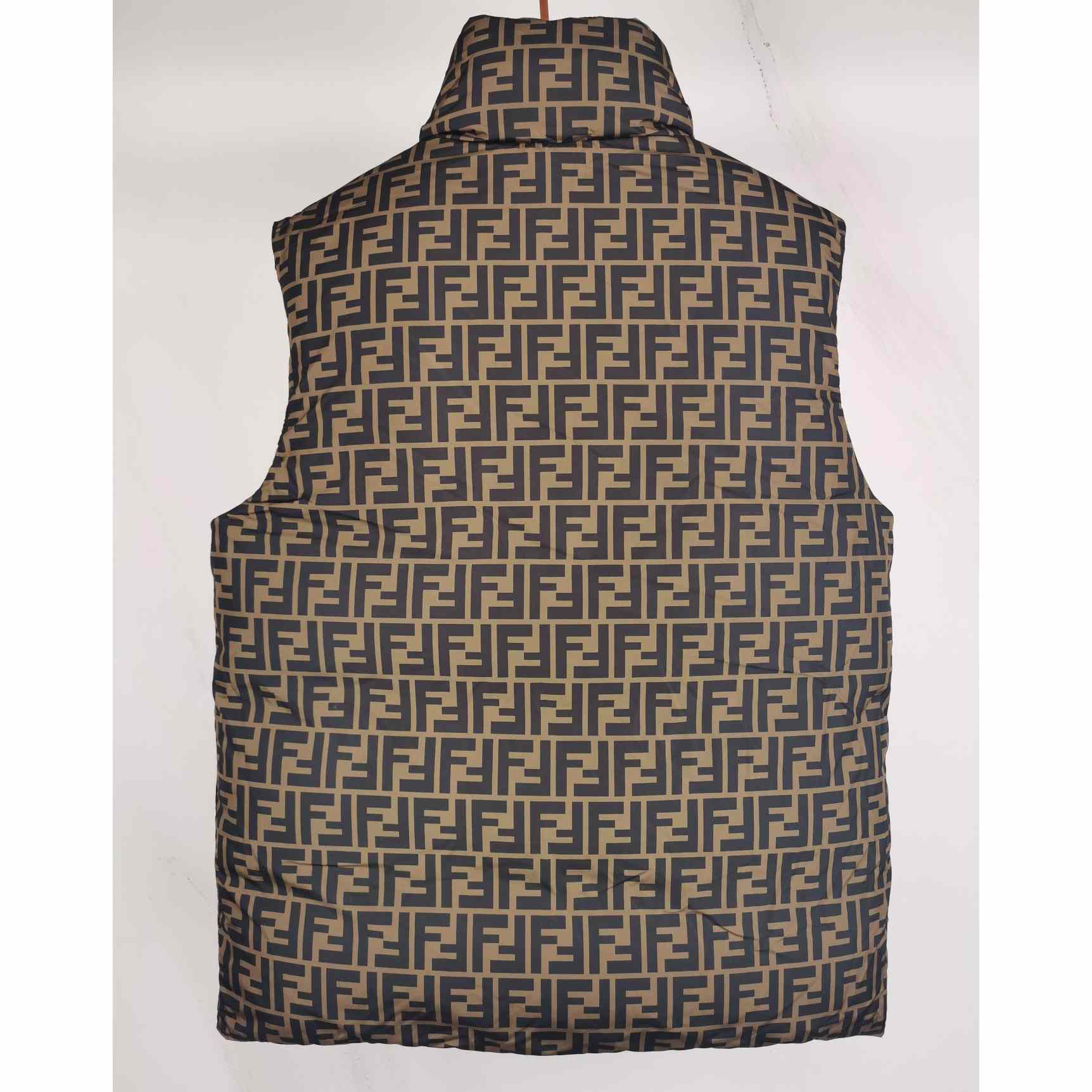 Fendi Gilet Brown Nylon Vest - PerfectKickZ