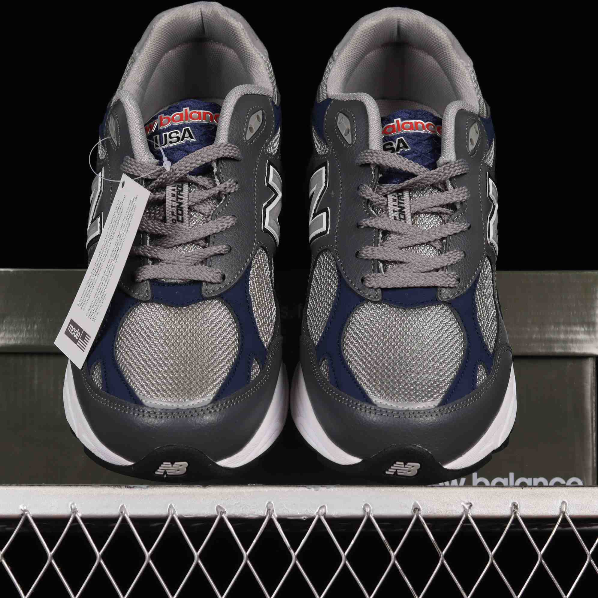 New Balance NB990 Sneakers           M990GJ3 - PerfectKickZ