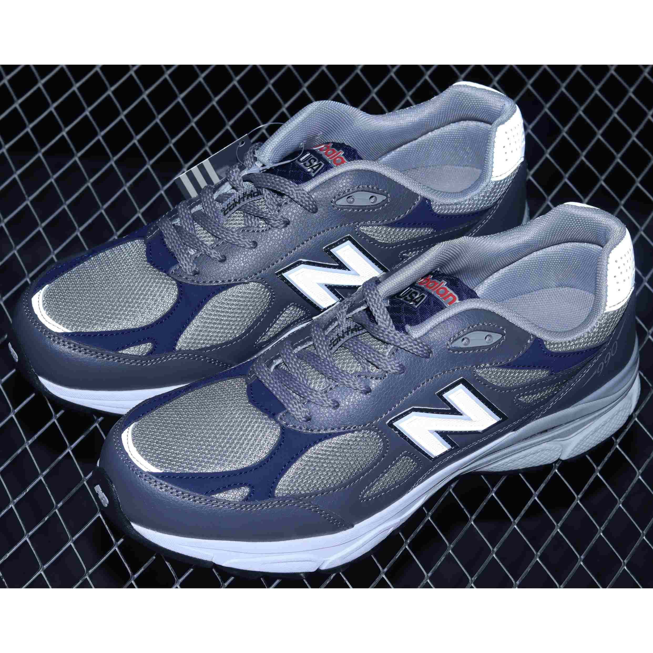 New Balance NB990 Sneakers           M990GJ3 - PerfectKickZ