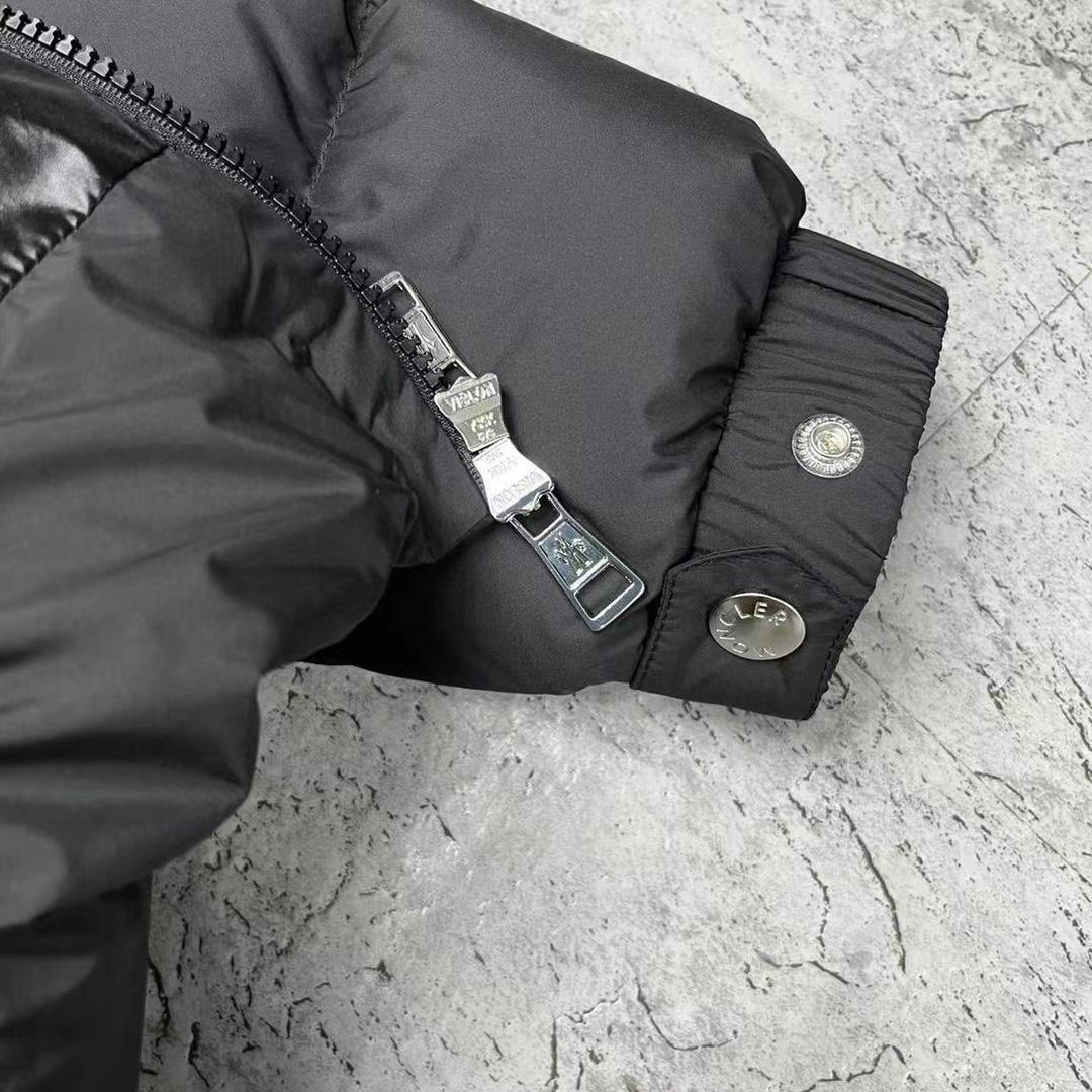 Moncler Cardere Short Down Jacket - PerfectKickZ