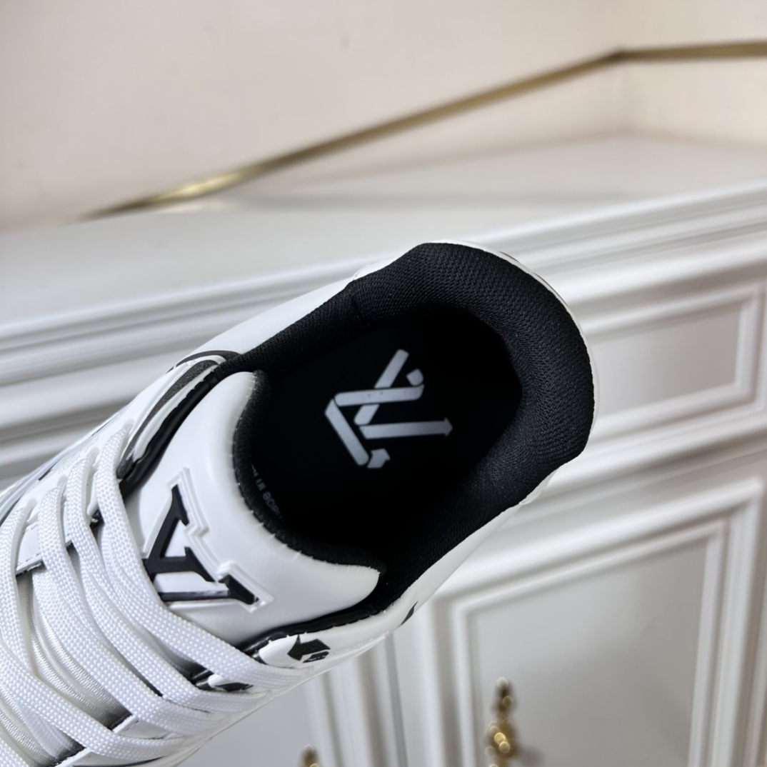 Louis Vuitton LV Trainer Sneaker    (Upon uk size)   1AAGXZ - PerfectKickZ