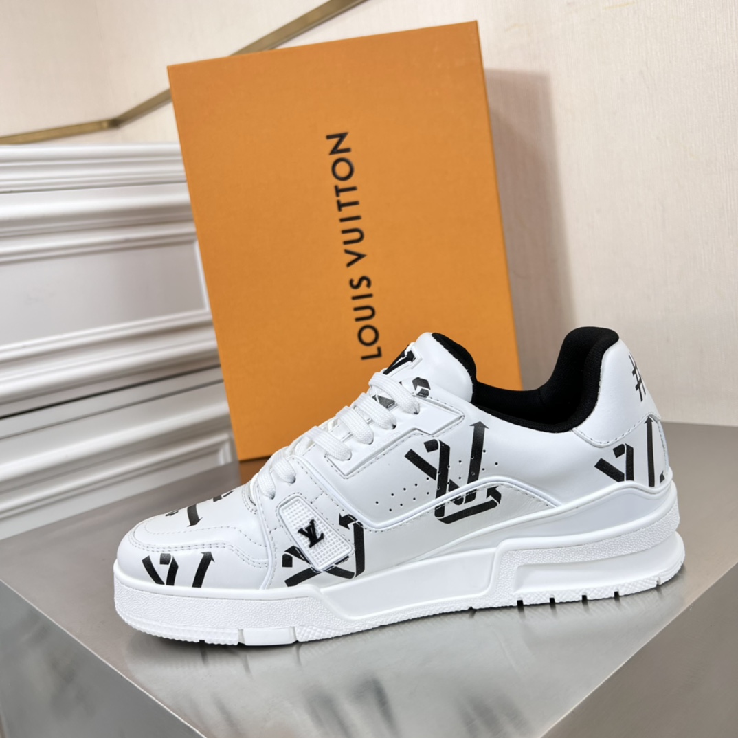 Louis Vuitton LV Trainer Sneaker    (Upon uk size)   1AAGXZ - PerfectKickZ