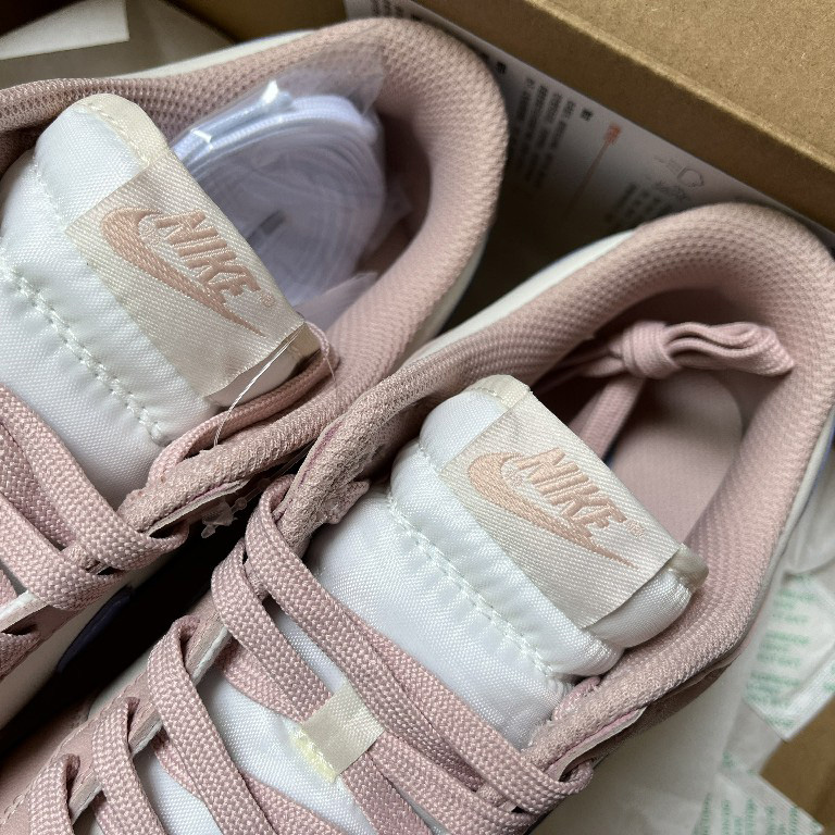 Nike Wmns SB Dunk Low Pro"Pink Oxford" Sneakers    DD1503-601 - 