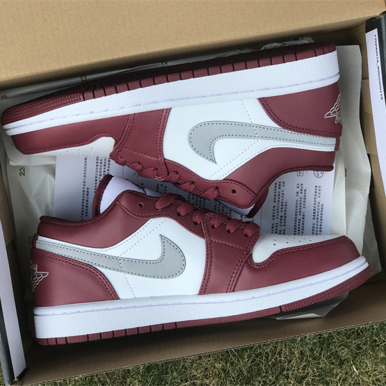 Air Jordan 1 Low Sneaker     553560-615 - PerfectKickZ