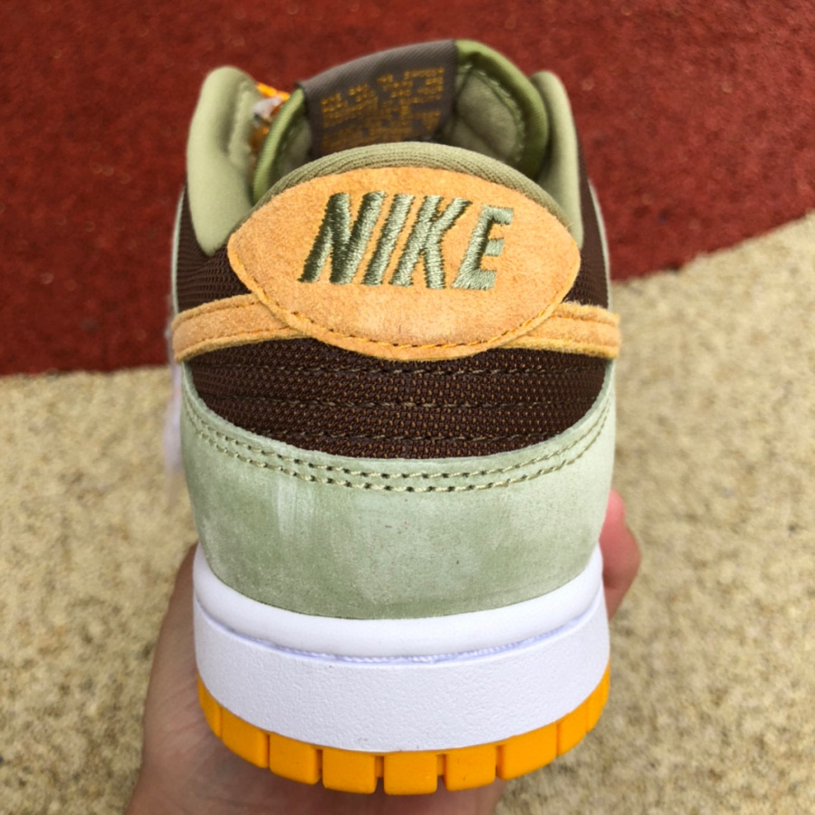 Nike Dunk Low“Dusty Olive ”Sneaker  DH5360-300 - PerfectKickZ