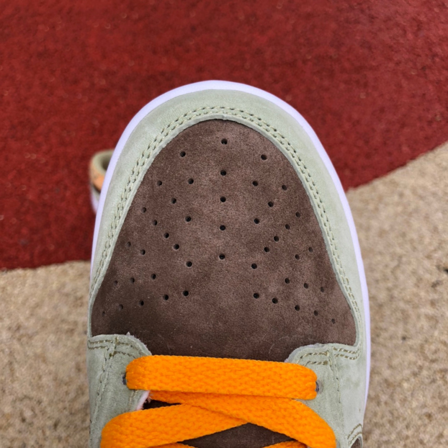 Nike Dunk Low“Dusty Olive ”Sneaker  DH5360-300 - PerfectKickZ