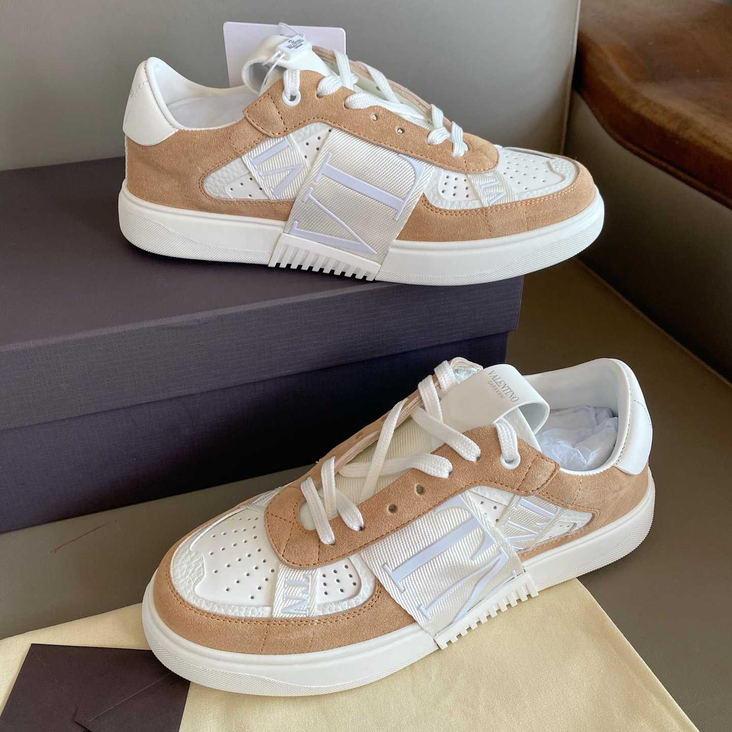 Valenti Low-Top Calfskin Vl7n Sneaker With Bands - PerfectKickZ