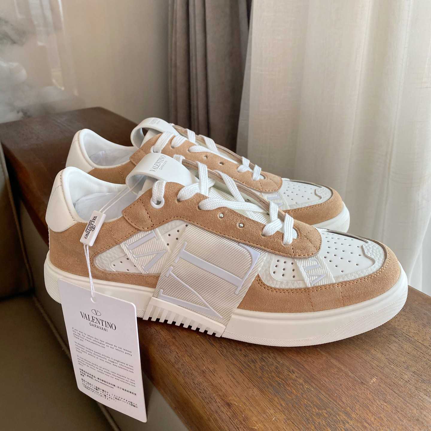 Valenti Low-Top Calfskin Vl7n Sneaker With Bands - PerfectKickZ