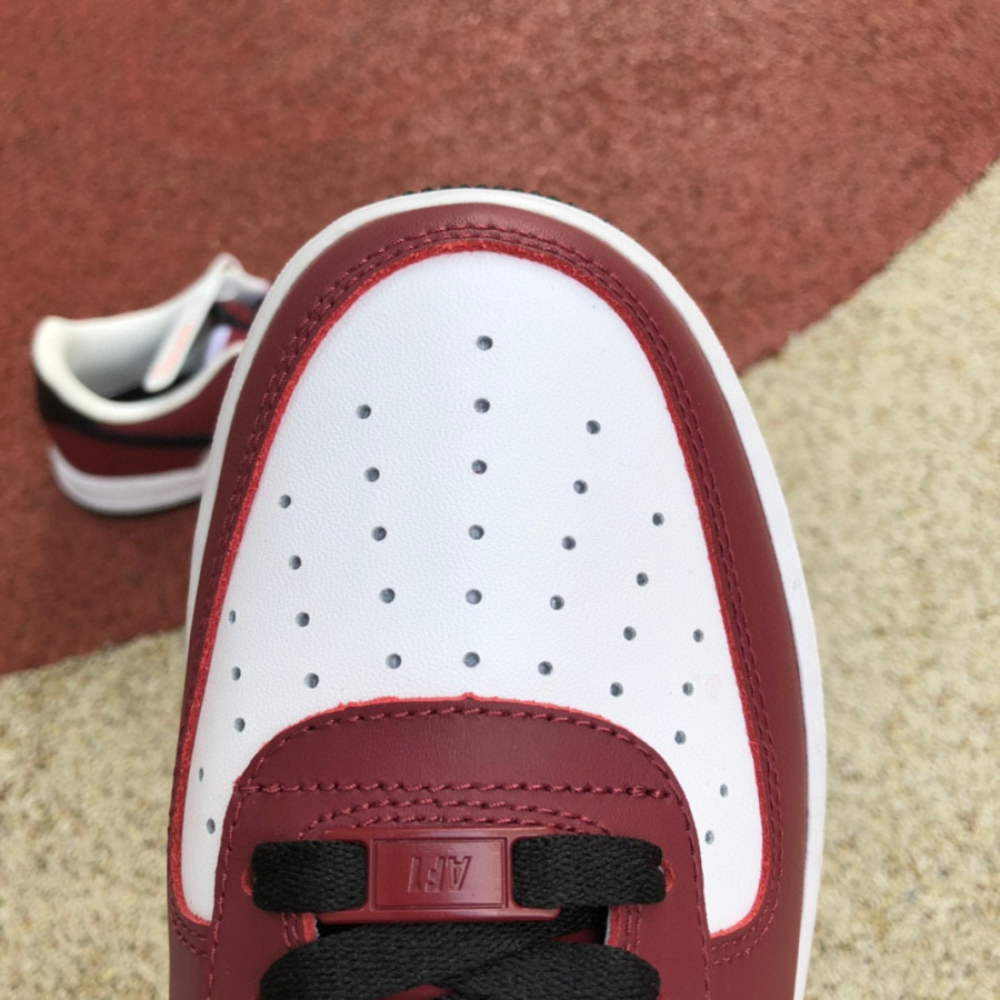 Nike Air Force 1 Low ’07 Sneaker      FD0300-600 - 
