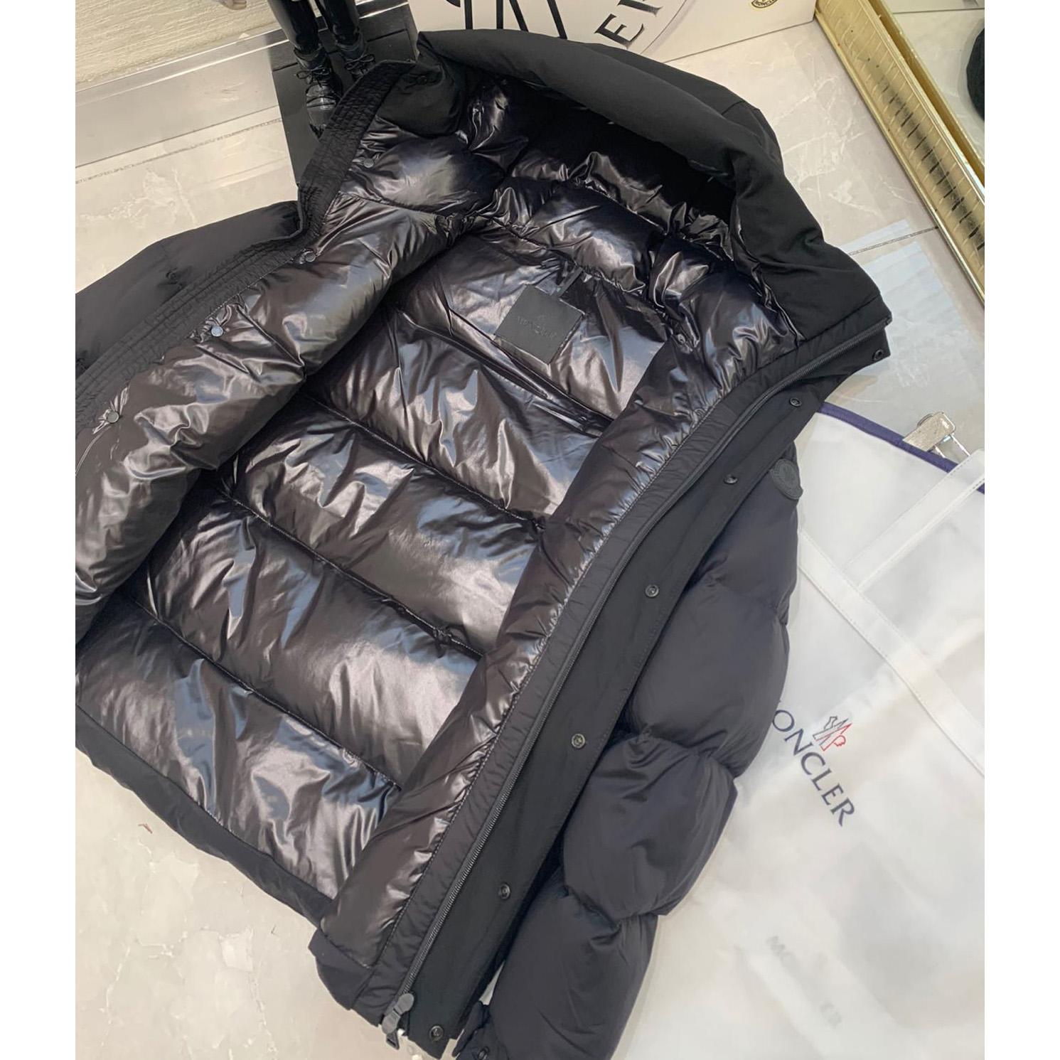 Moncler Short Down Jacket - PerfectKickZ
