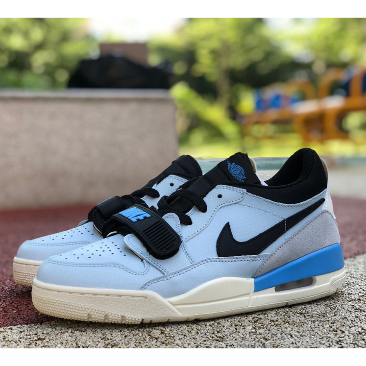 Air Jordan AJ312 Low Sneaker      CD7069-400 - PerfectKickZ