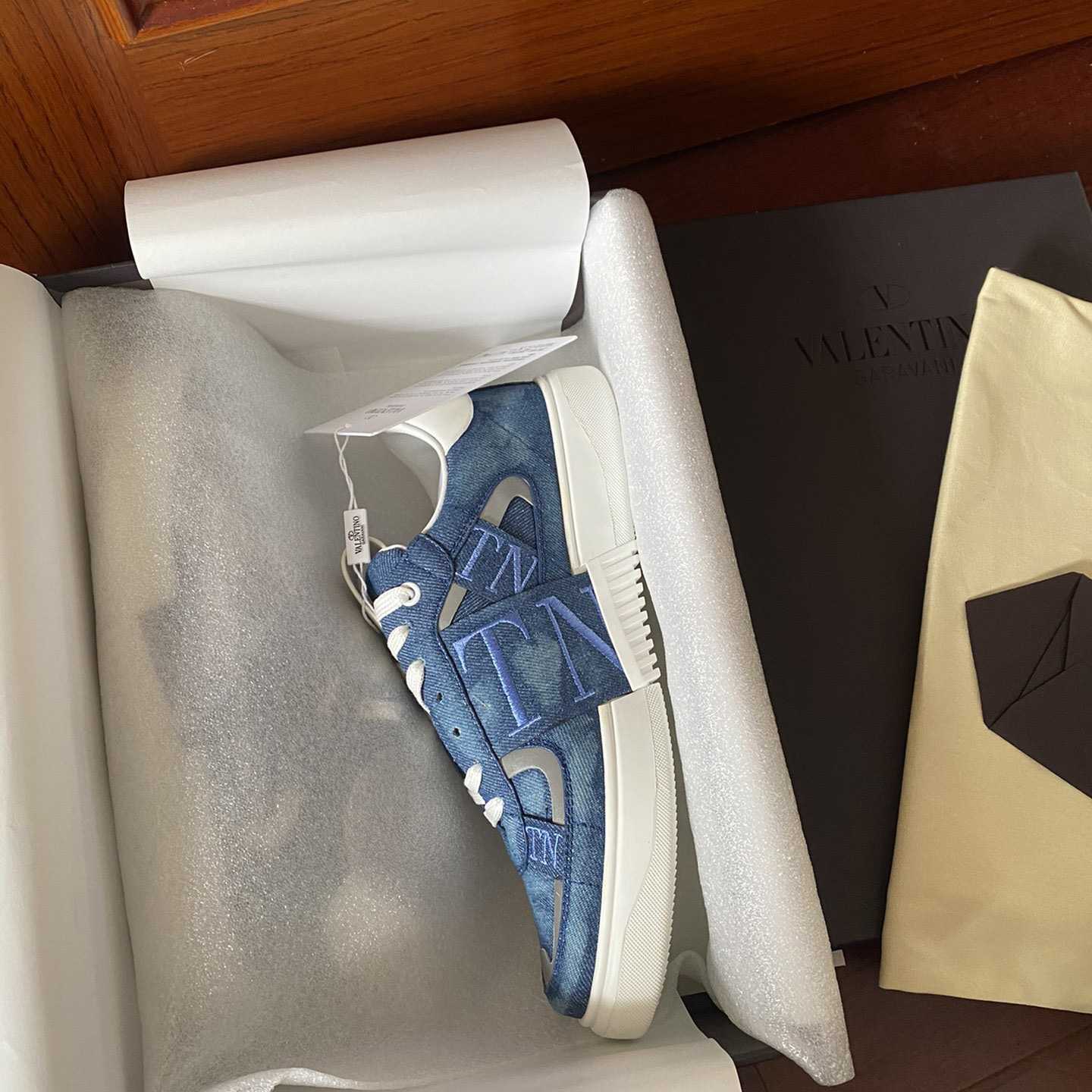 Valenti Low-Top Calfskin Vl7n Sneaker With Bands - 