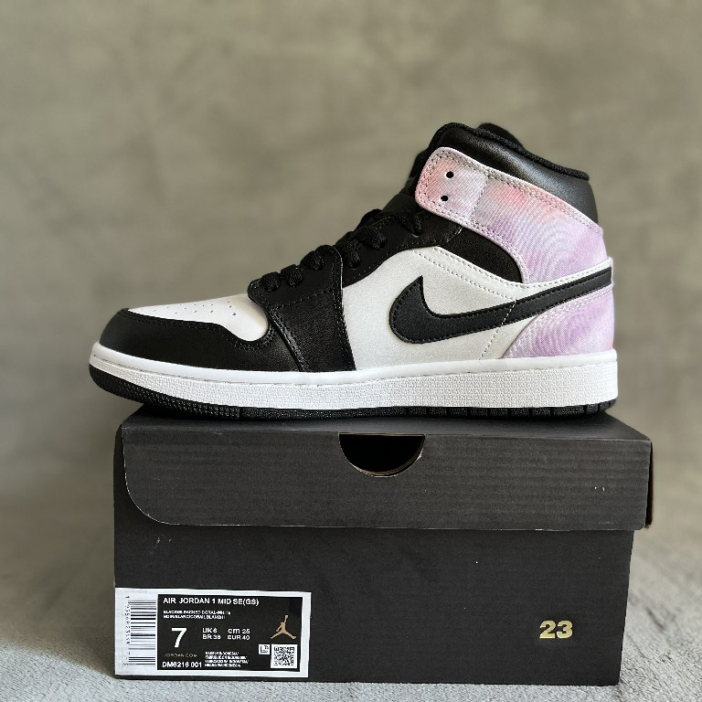 Air Jordan 1 Low AJ1 WH LV Sneaker   DM6216-001 - PerfectKickZ