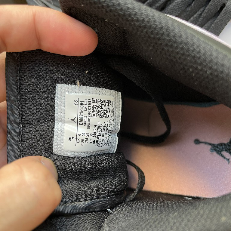 Air Jordan 1 Low AJ1 WH LV Sneaker   DM6216-001 - PerfectKickZ