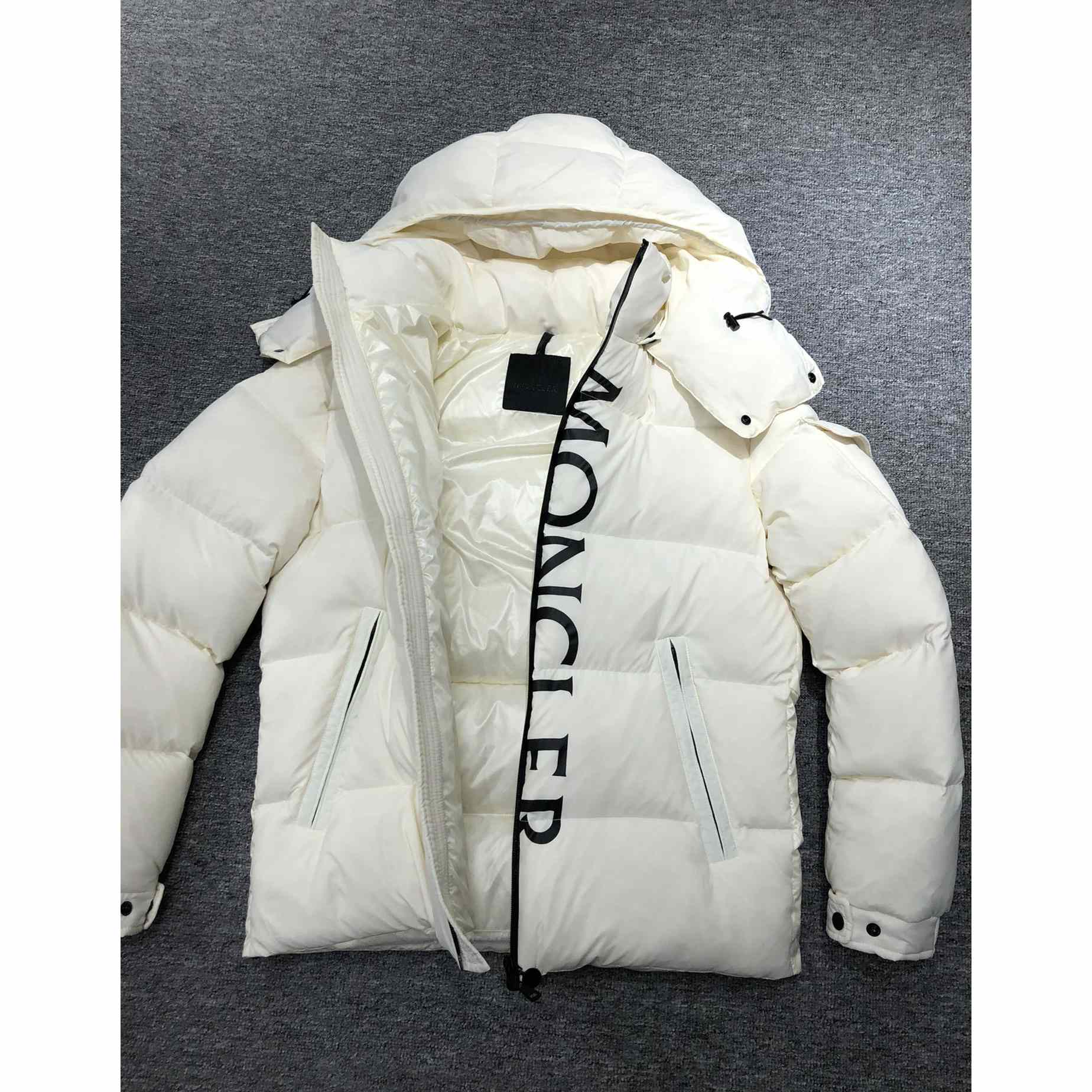 Moncler Dieng Short Down Jacket - PerfectKickZ