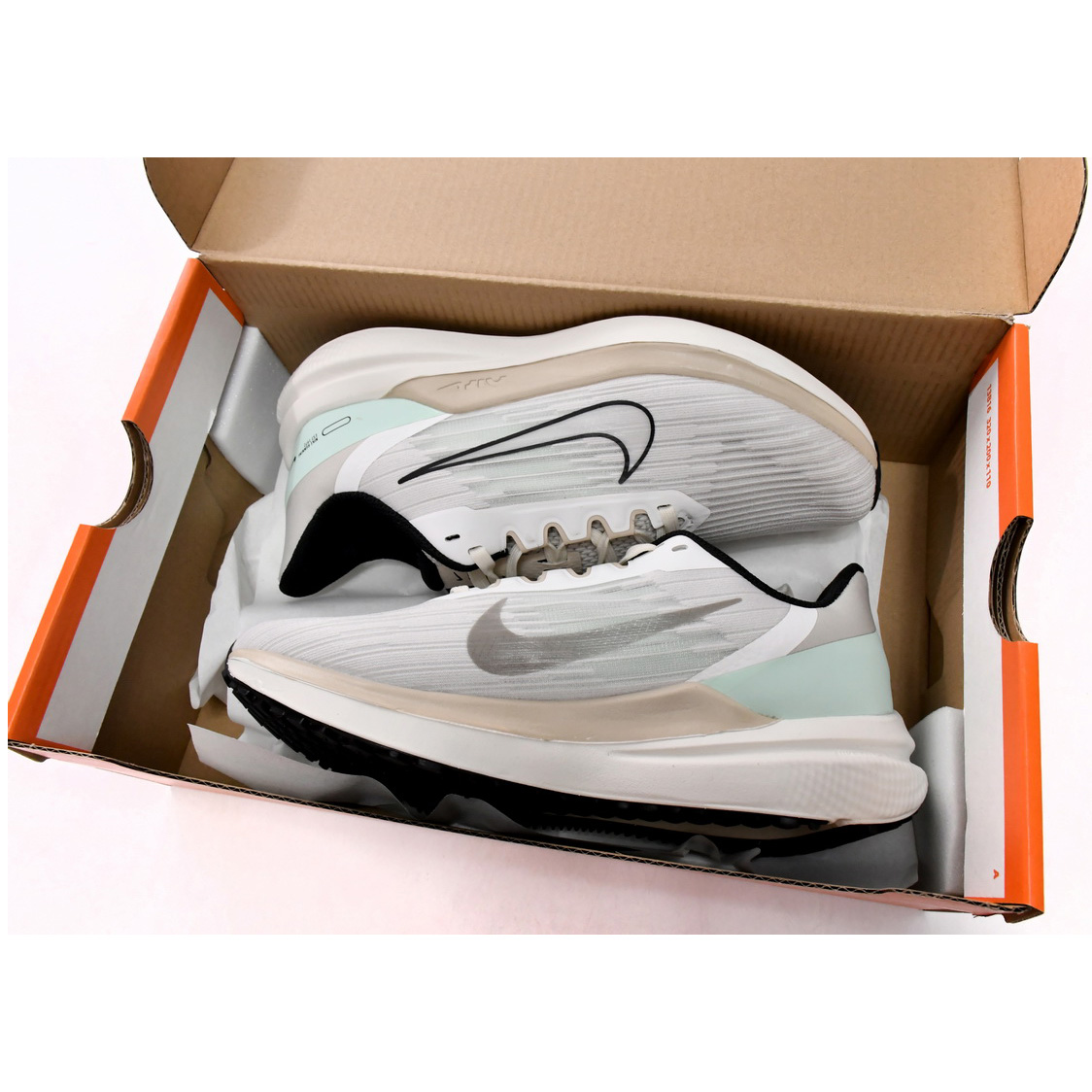 Nike Air Winflo 9 Light Grey Beige Light Green Sneaker      DV9121-011 - PerfectKickZ