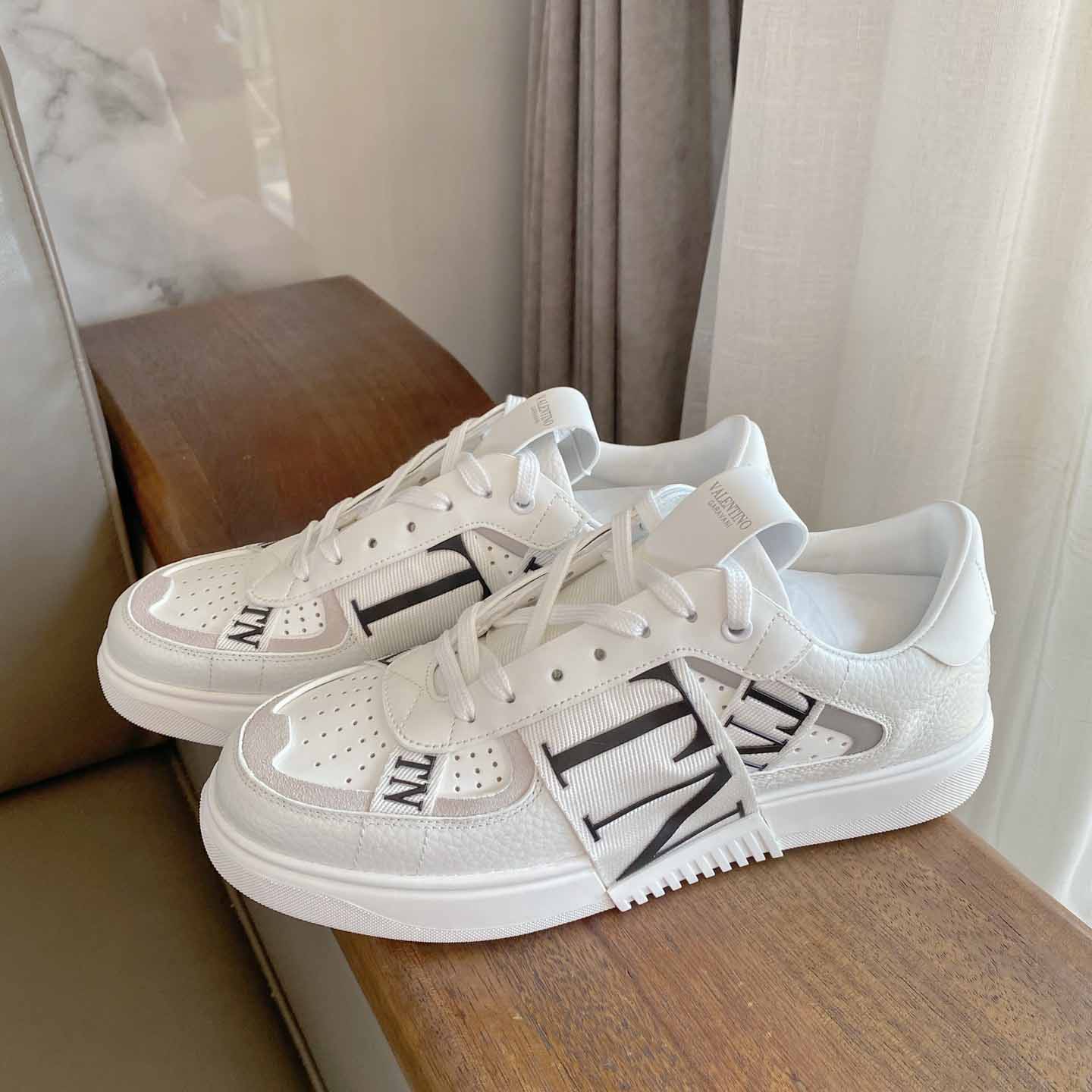 Valenti Low-Top Calfskin Vl7n Sneaker With Bands - PerfectKickZ